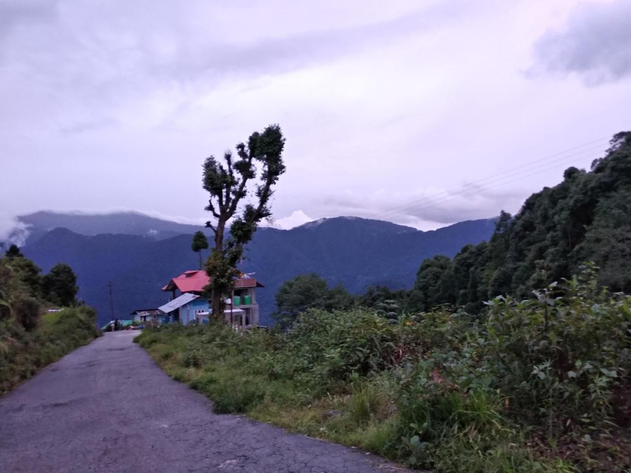 Tibet Homestay Rishop Dış mekan fotoğraf